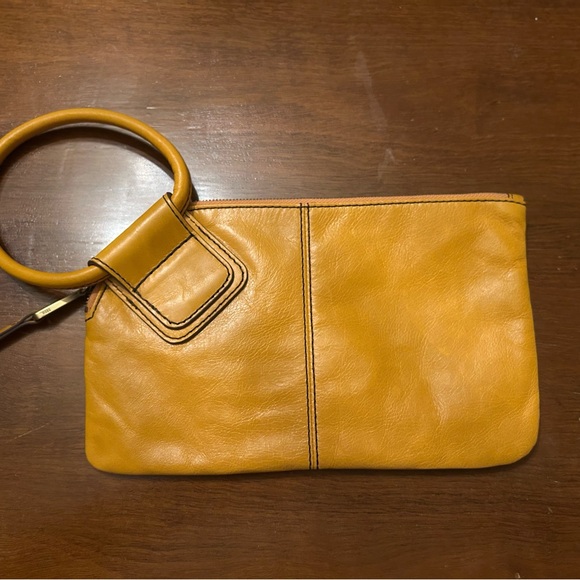 Hobo Mustard Yellow Wristlet Clutch Wallet - Picture 1 of 4